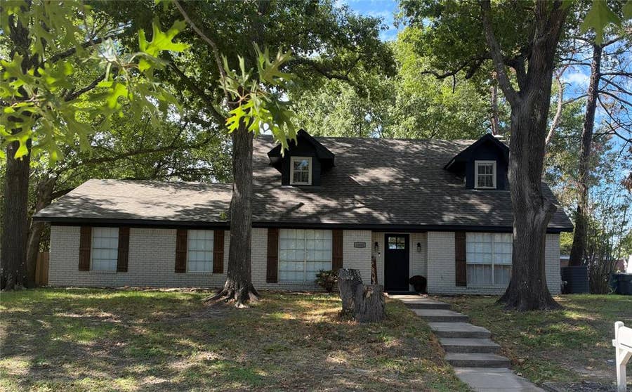 Property photo for 1800 Glenbrook Street, Corsicana, TX