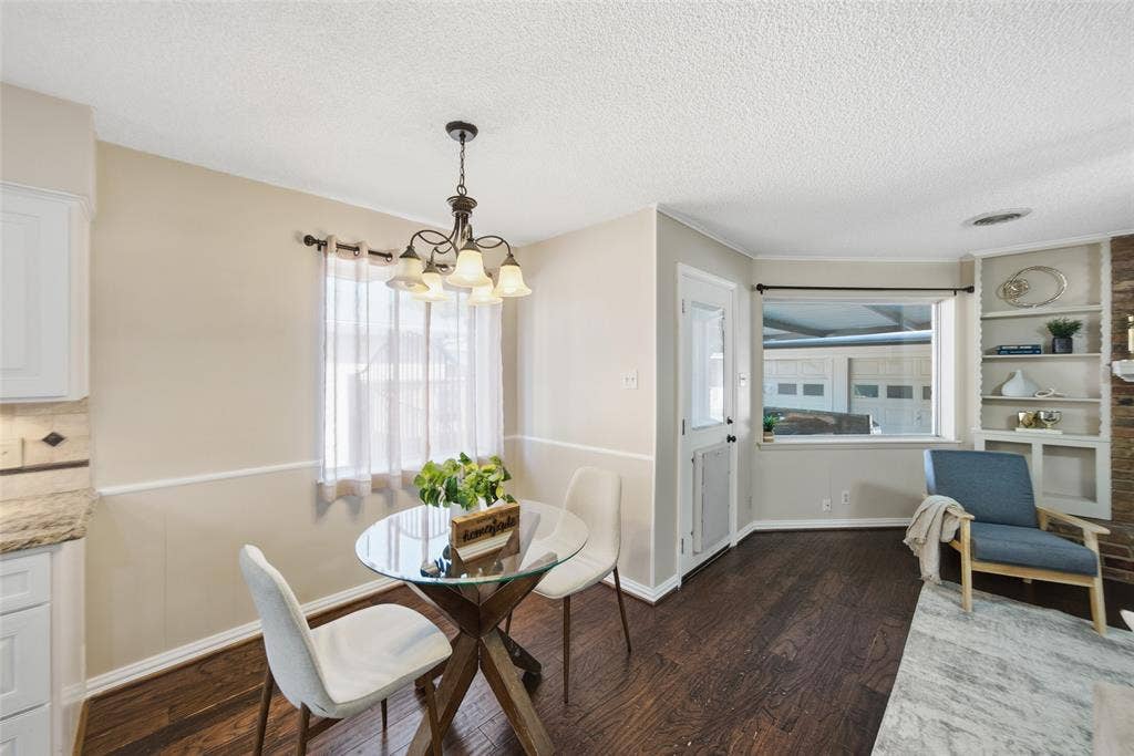 9216 Sorrento Street, Dallas, TX 75228 9216 Sorrento Street, Dallas, TX 75228