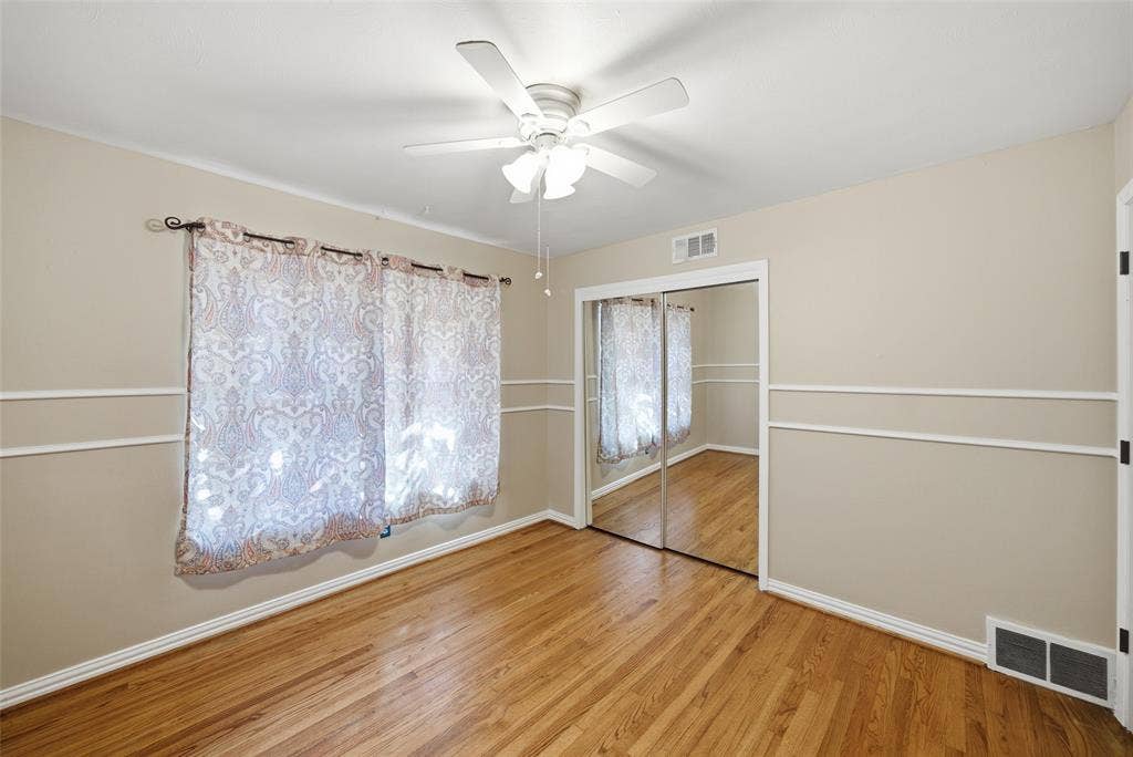9216 Sorrento Street, Dallas, TX 75228 9216 Sorrento Street, Dallas, TX 75228