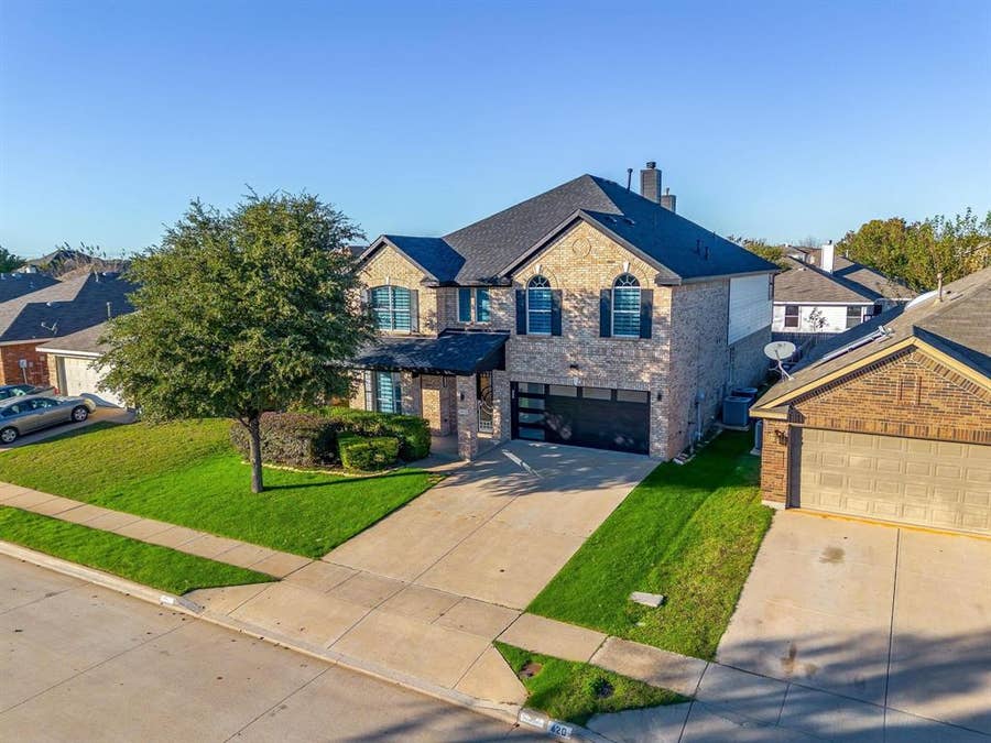 Property photo for 500 Flowering Plum Lane, Fort Worth, TX