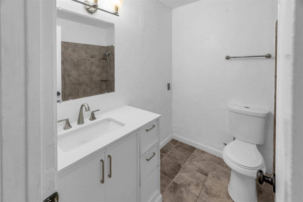 6503 Flamingo Road, Greenville, TX 75402 6503 Flamingo Road, Greenville, TX 75402