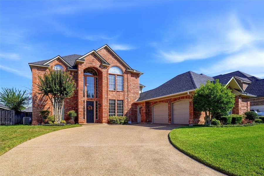 Property photo for 6313 Skylark Circle, North Richland Hills, TX
