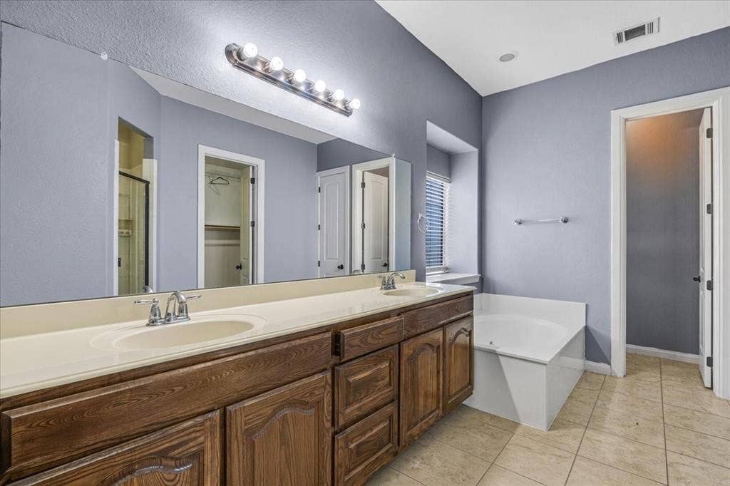 11909 Caddo Creek Drive, Lavon, TX 75166 11909 Caddo Creek Drive, Lavon, TX 75166