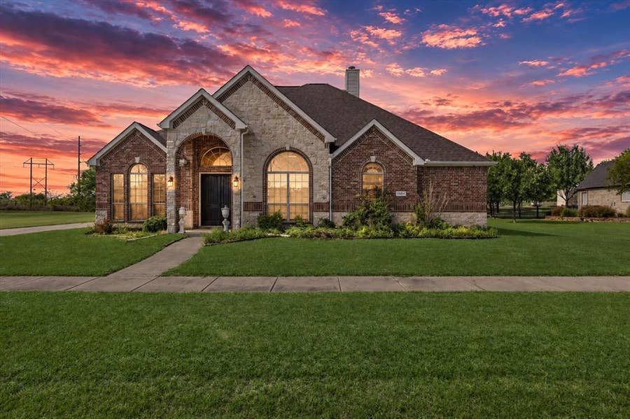 Property photo for 11909 Caddo Creek Drive, Lavon, TX