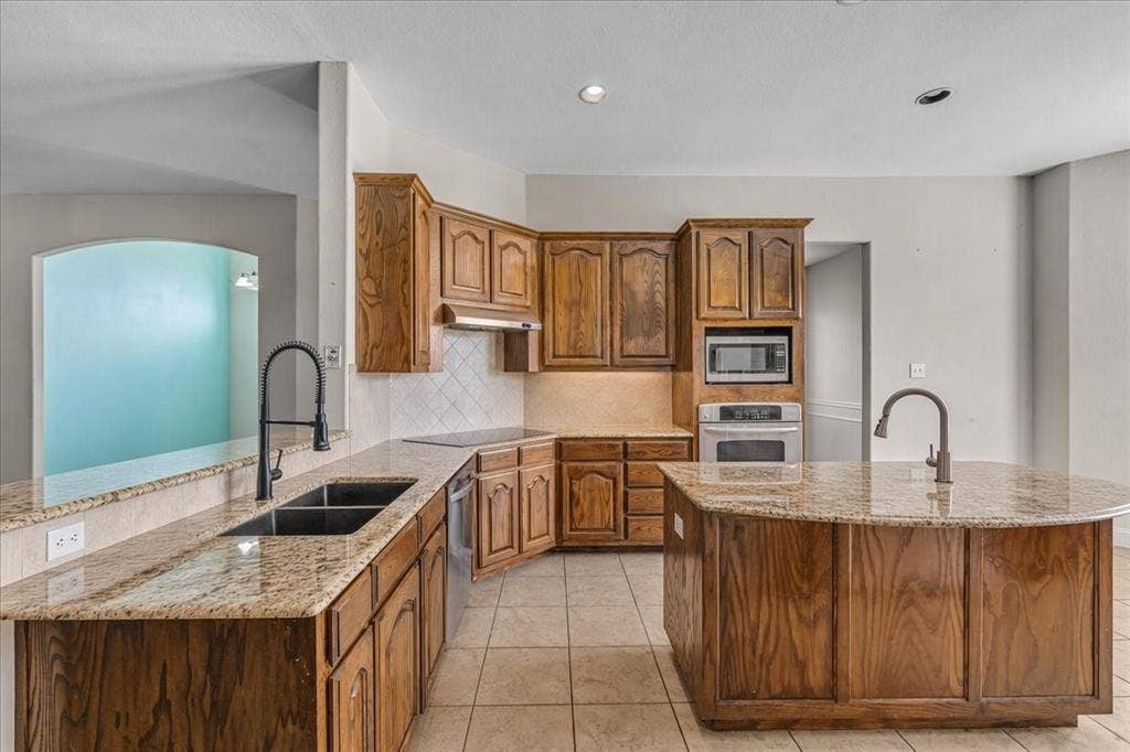 11909 Caddo Creek Drive, Lavon, TX 75166 11909 Caddo Creek Drive, Lavon, TX 75166