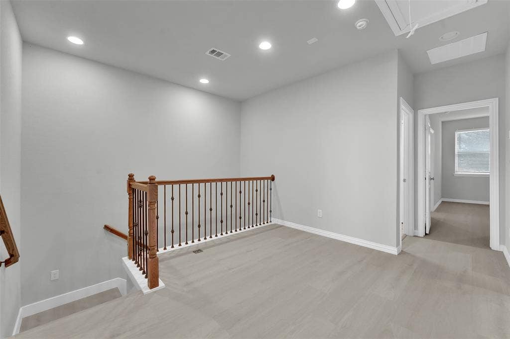 8266 Primrose Way, Dallas, TX 75252