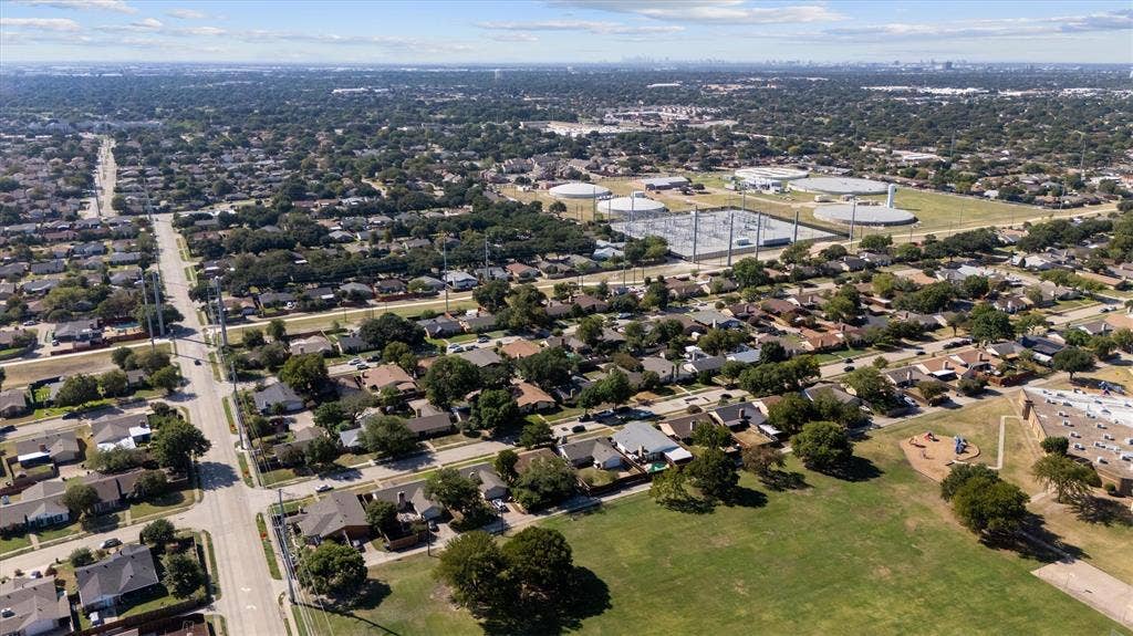 3026 Flagstone Drive, Garland, TX 75044 3026 Flagstone Drive, Garland, TX 75044