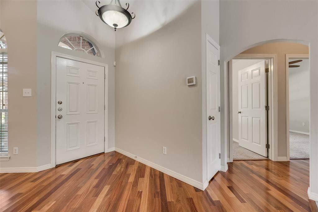4018 Midrose Trail, Dallas, TX 75287