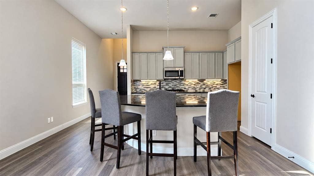 1514 Broadview Drive, Garland, TX 75042 1514 Broadview Drive, Garland, TX 75042