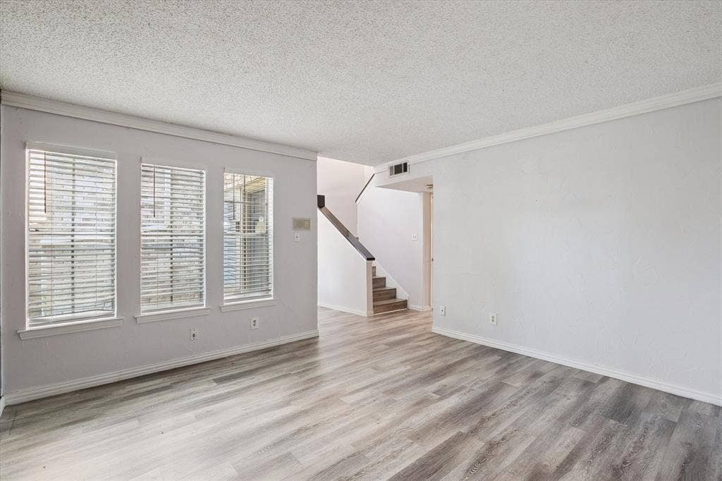 513 Towne House Lane, Richardson, TX 75081 513 Towne House Lane, Richardson, TX 75081