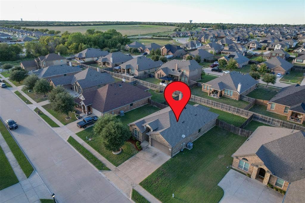 1217 Crest Ridge Drive, Glenn Heights, TX 75154 1217 Crest Ridge Drive, Glenn Heights, TX 75154
