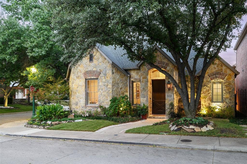 12226 Park Bend Drive, Dallas, TX 75230 12226 Park Bend Drive, Dallas, TX 75230
