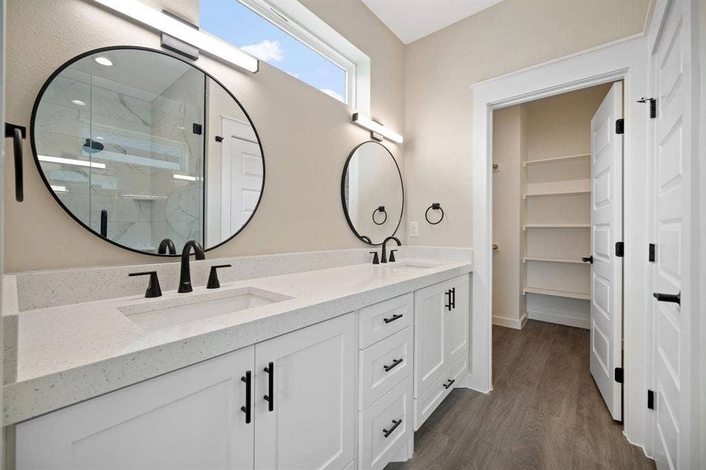 2526 Peabody, Dallas, TX 75215