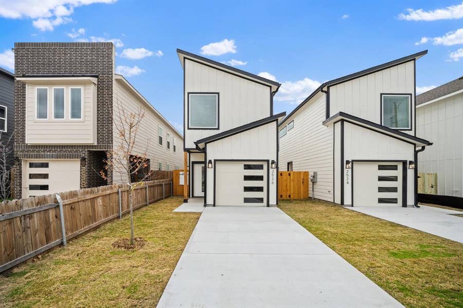 Property photo for 2526 Peabody, Dallas, TX