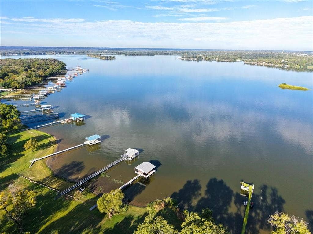 Lake Worth located nearby.