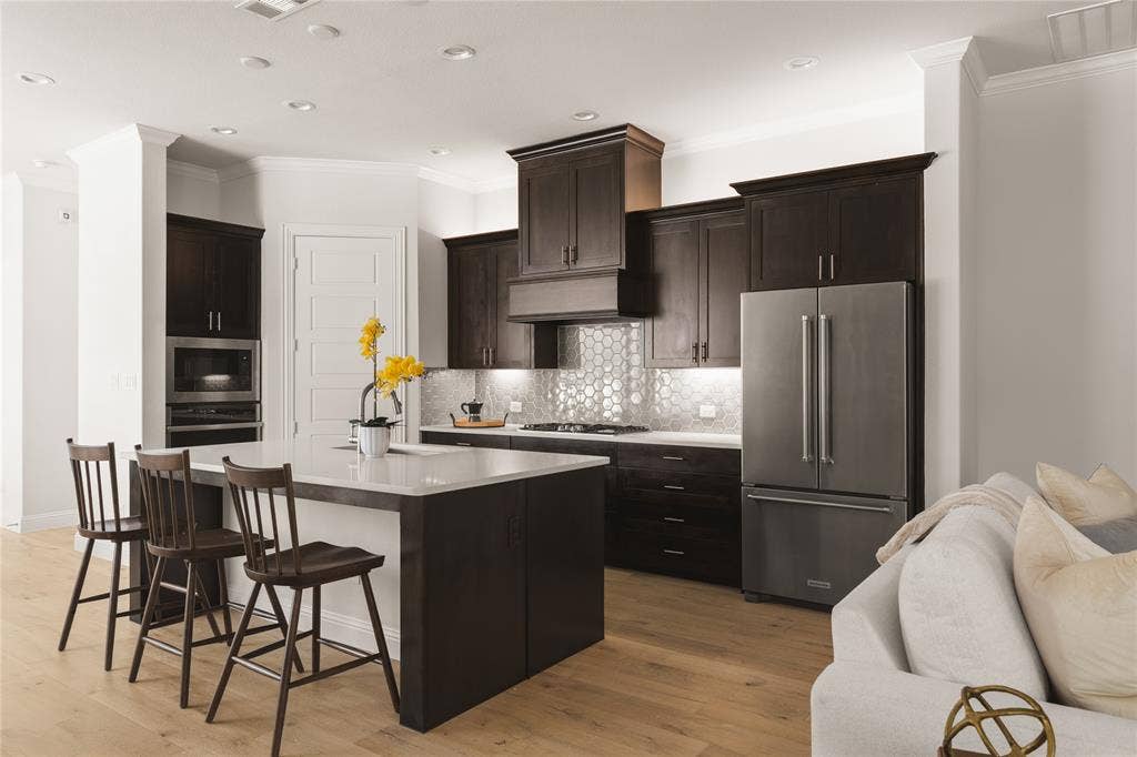 1400 Alberti Avenue, Plano, TX 75075 1400 Alberti Avenue, Plano, TX 75075