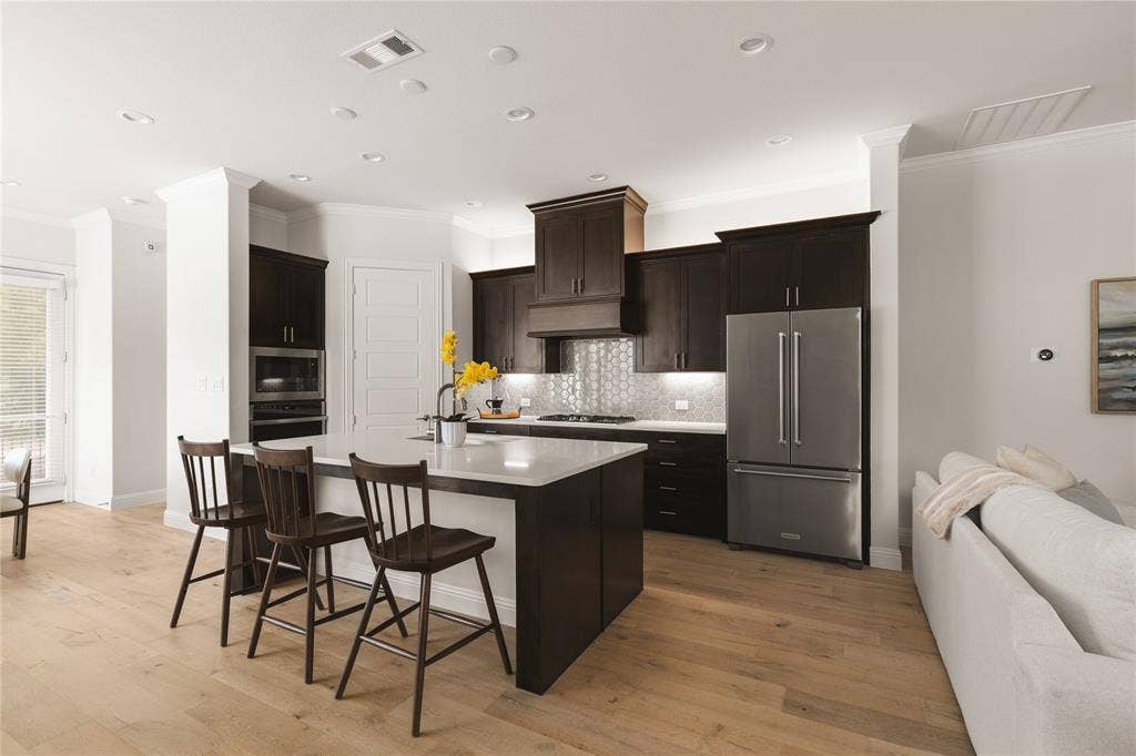 1400 Alberti Avenue, Plano, TX 75075 1400 Alberti Avenue, Plano, TX 75075