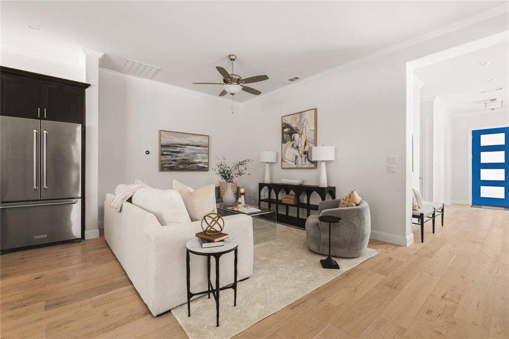 1400 Alberti Avenue, Plano, TX 75075 1400 Alberti Avenue, Plano, TX 75075