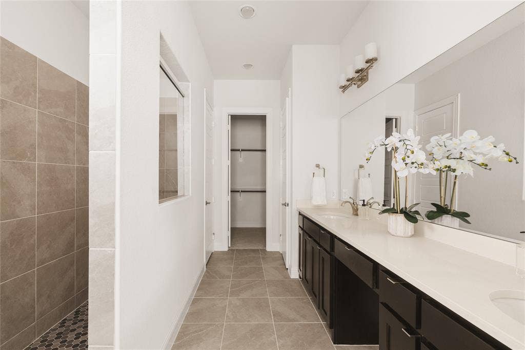 1400 Alberti Avenue, Plano, TX 75075 1400 Alberti Avenue, Plano, TX 75075