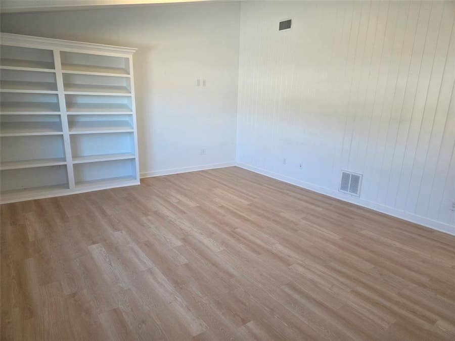 Property photo for 2252 E University Drive, McKinney, TX