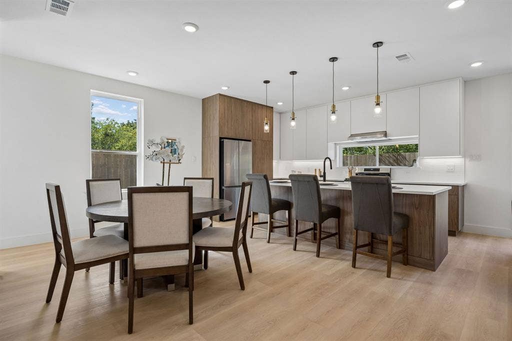 415 N Patton Avenue, Dallas, TX 75203 415 N Patton Avenue, Dallas, TX 75203