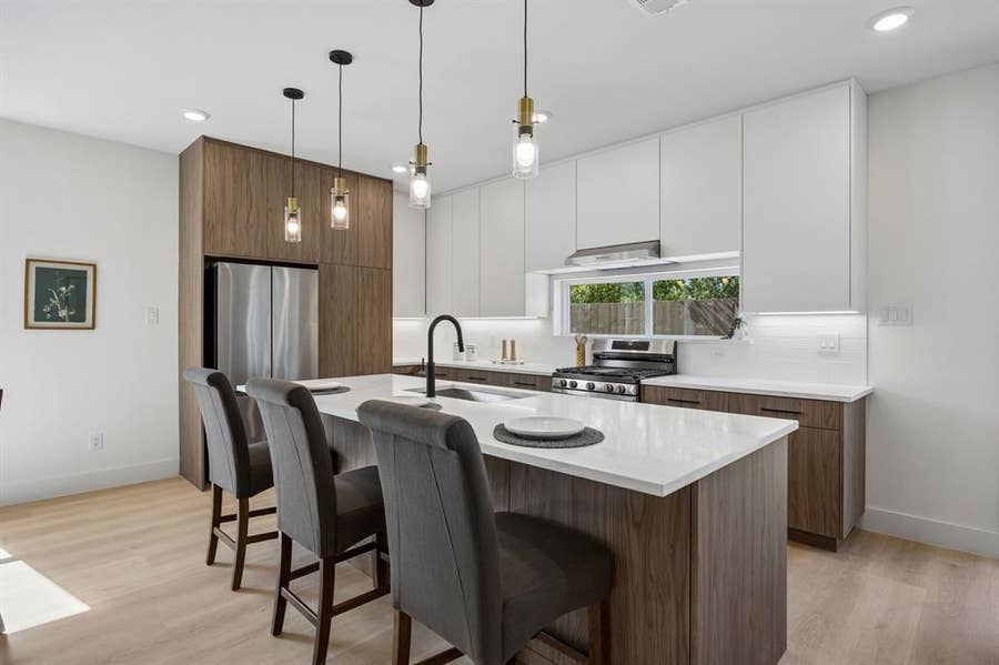 Property photo for 415 N Patton Avenue, Dallas, TX