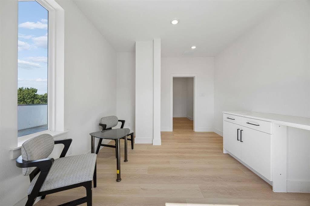 415 N Patton Avenue, Dallas, TX 75203 415 N Patton Avenue, Dallas, TX 75203