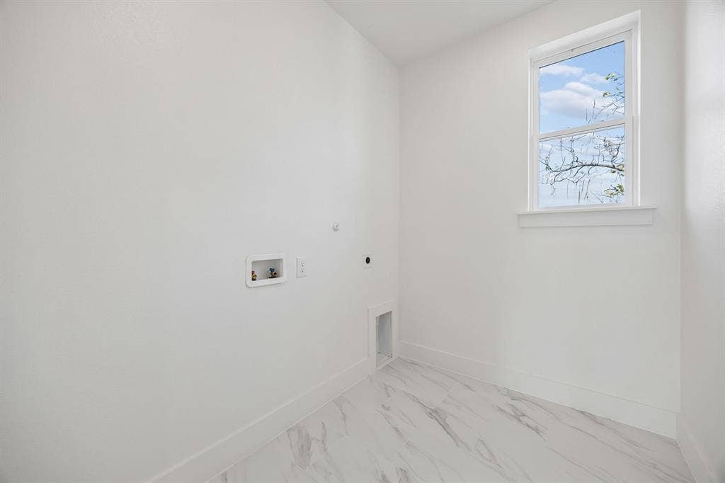 415 N Patton Avenue, Dallas, TX 75203 415 N Patton Avenue, Dallas, TX 75203