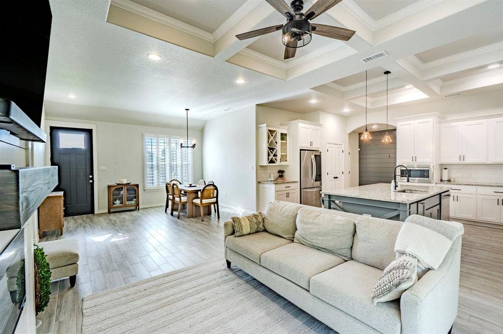 1004 Mojave Trail, Granbury, TX 76048 1004 Mojave Trail, Granbury, TX 76048