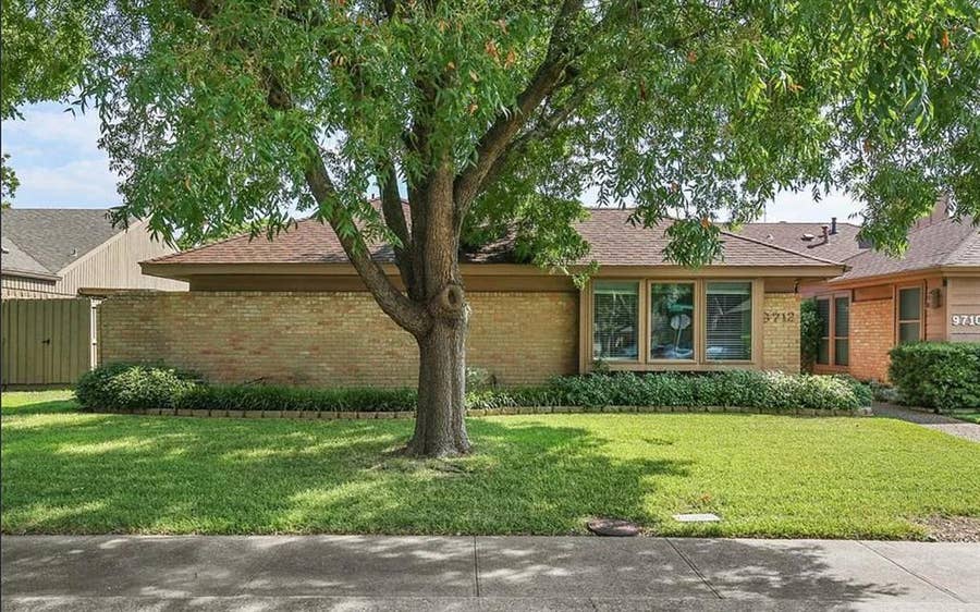 Property photo for 9712 Summerhill Lane, Dallas, TX
