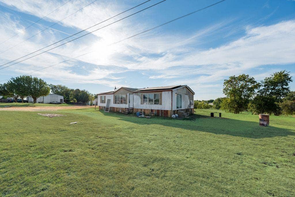 8830 Highview Drive, Crandall, TX 75114 8830 Highview Drive, Crandall, TX 75114