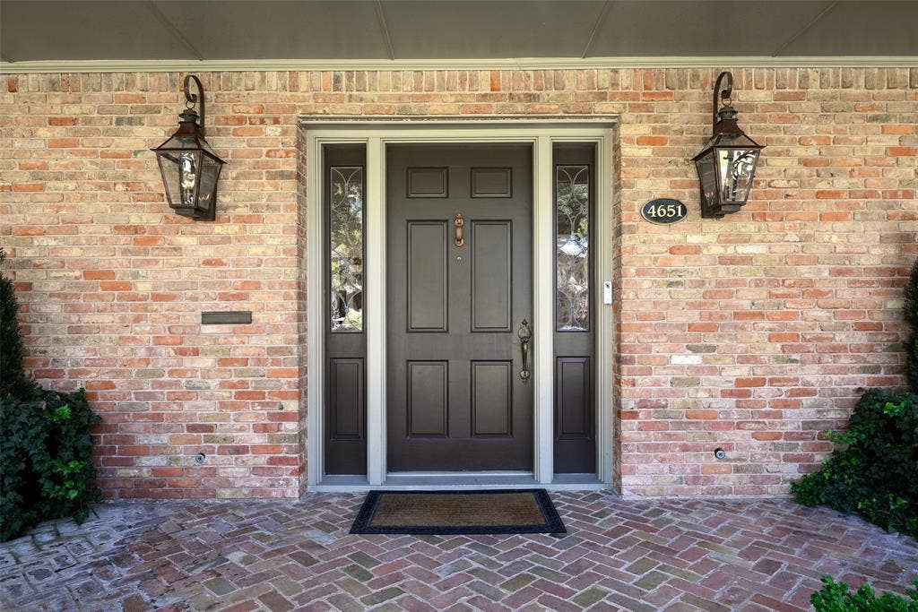 4651 Beverly Drive, Highland Park, TX 75209 4651 Beverly Drive, Highland Park, TX 75209