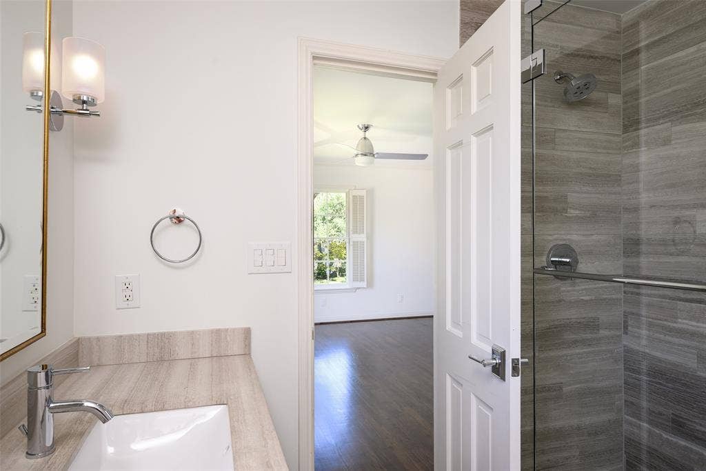 4651 Beverly Drive, Highland Park, TX 75209 4651 Beverly Drive, Highland Park, TX 75209