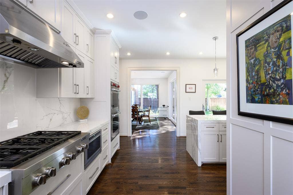 4651 Beverly Drive, Highland Park, TX 75209 4651 Beverly Drive, Highland Park, TX 75209