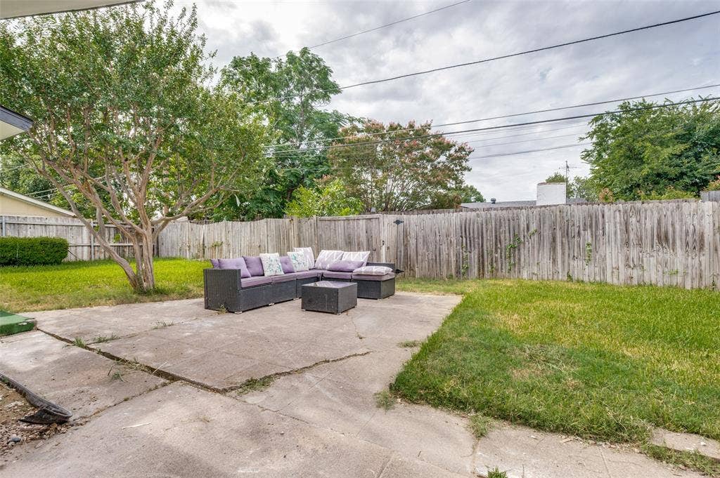 3323 High Brook Drive, Dallas, TX 75234 3323 High Brook Drive, Dallas, TX 75234
