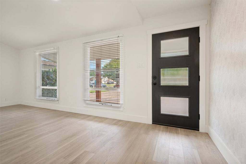 3323 High Brook Drive, Dallas, TX 75234 3323 High Brook Drive, Dallas, TX 75234