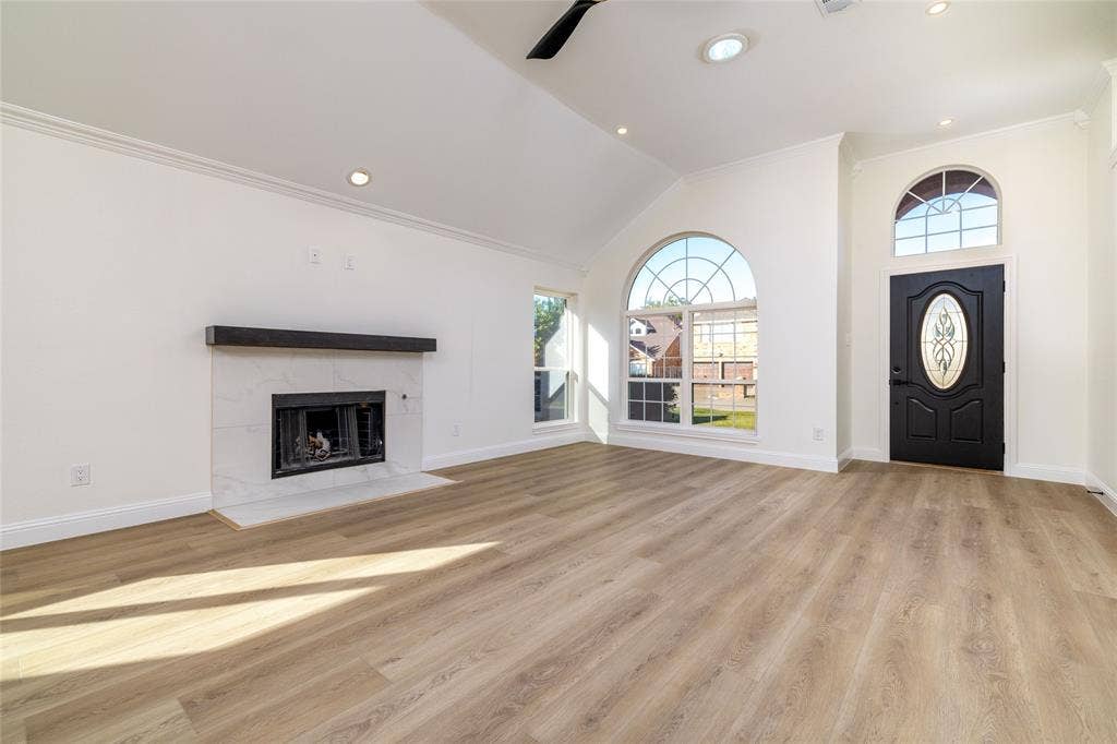 2048 Bay View Drive, Irving, TX 75060 2048 Bay View Drive, Irving, TX 75060
