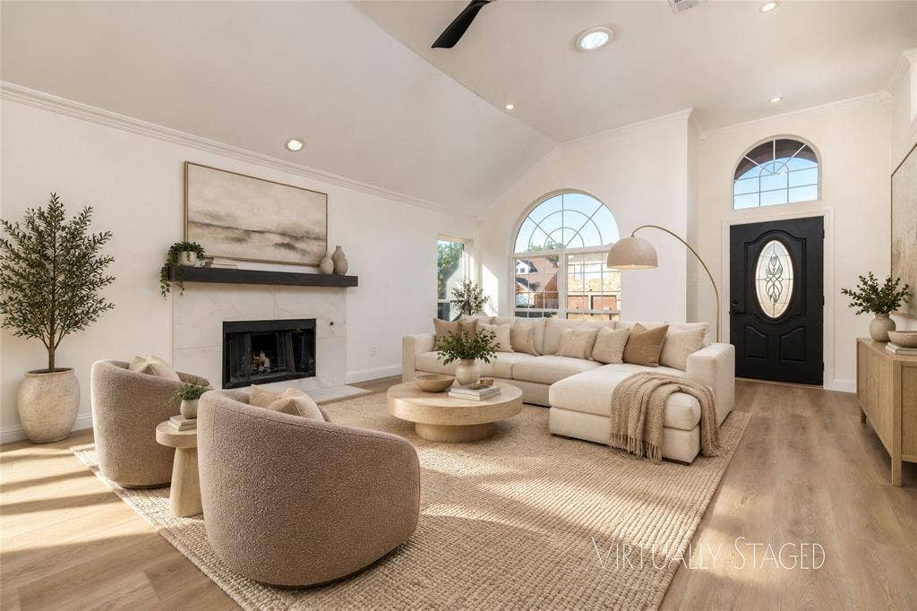 2048 Bay View Drive, Irving, TX 75060 Virtually Staged Photo