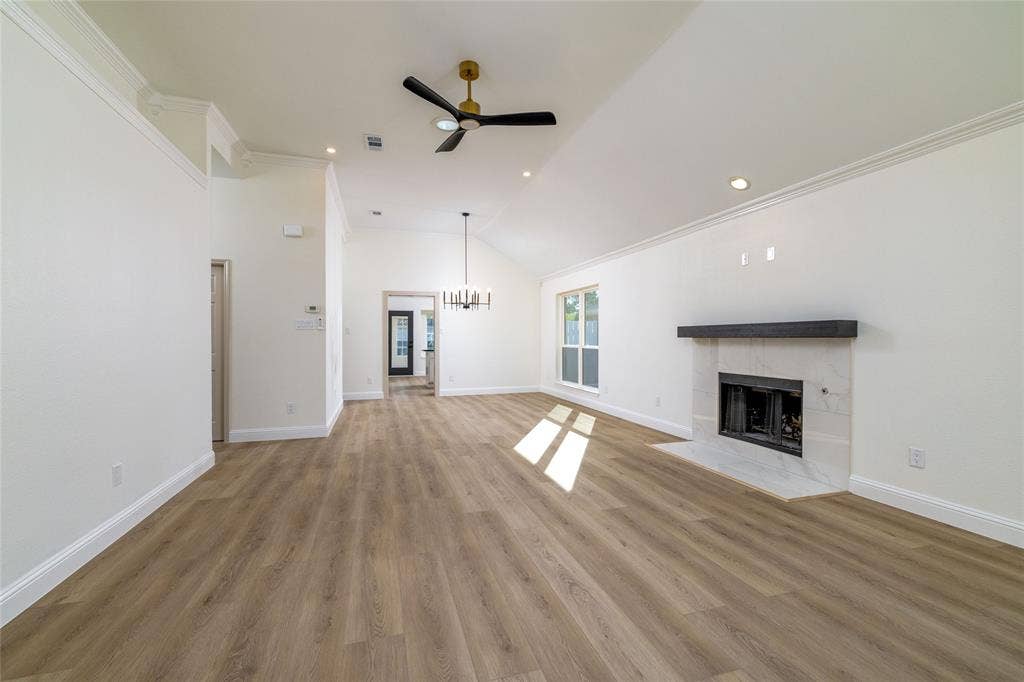 2048 Bay View Drive, Irving, TX 75060 2048 Bay View Drive, Irving, TX 75060