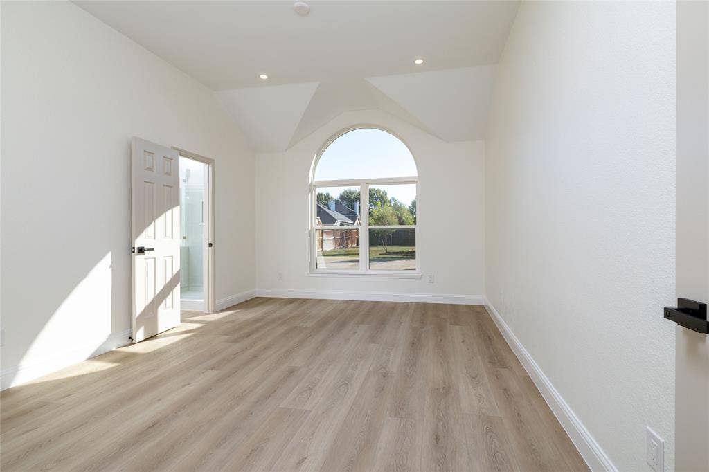 2048 Bay View Drive, Irving, TX 75060 Virtually Staged photo