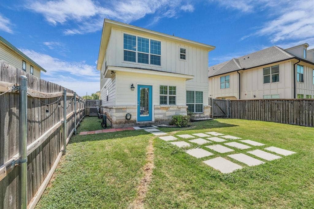 2225 S 2nd Street, Waco, TX 76706 2225 S 2nd Street, Waco, TX 76706