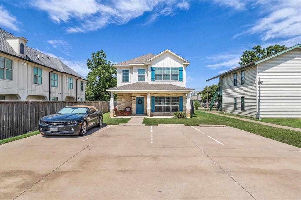 2225 S 2nd Street, Waco, TX 76706 2225 S 2nd Street, Waco, TX 76706