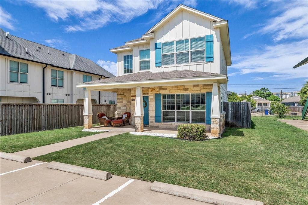 2225 S 2nd Street, Waco, TX 76706 2225 S 2nd Street, Waco, TX 76706