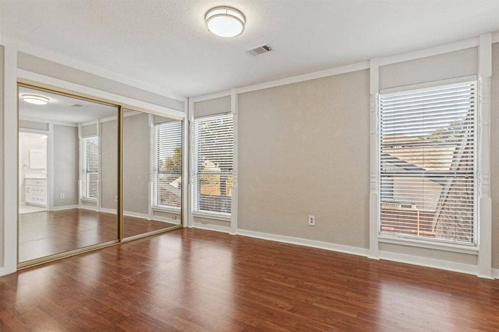 5221 Old Shepard Place, Plano, TX 75093 5221 Old Shepard Place, Plano, TX 75093