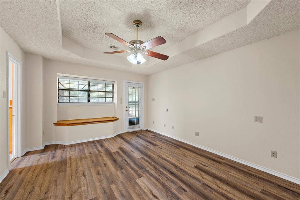 712 Beard Avenue, Robinson, TX 76706