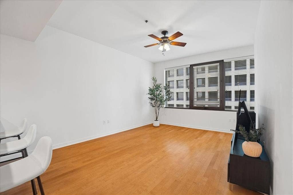 1200 MAIN Street, #2108, Dallas, TX 75202