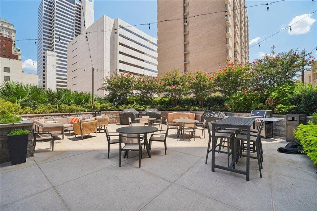 1200 MAIN Street, #2108, Dallas, TX 75202