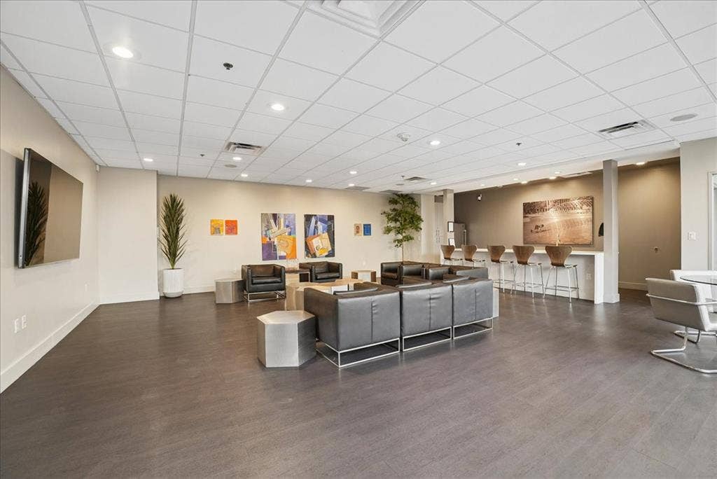 Lounge area