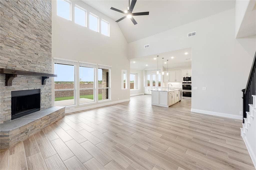 3842 Foot Hills Drive, Midlothian, TX 76065 3842 Foot Hills Drive, Midlothian, TX 76065