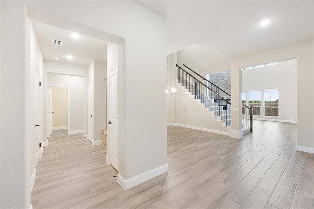 3842 Foot Hills Drive, Midlothian, TX 76065 3842 Foot Hills Drive, Midlothian, TX 76065